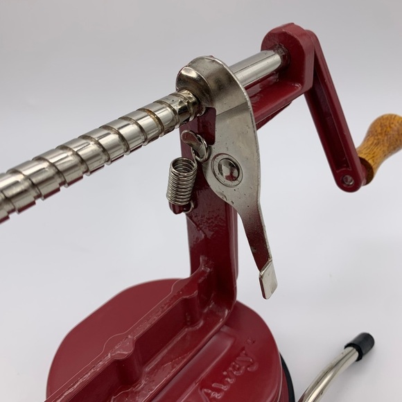 Back To Basics-Peel Away Suction Base Apple-Potato Peeler - Picture 8 of 11